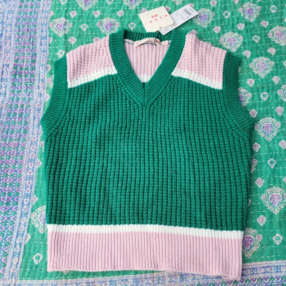 (Bundle Offer)Green and Pink Women's Sweater Vest